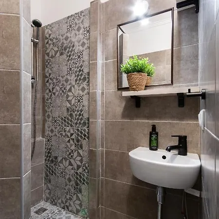 Apartment Cozy & Discreet In