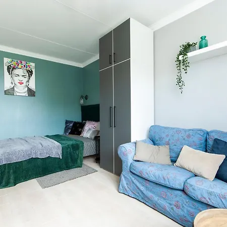Cozy & Discreet In Riga
